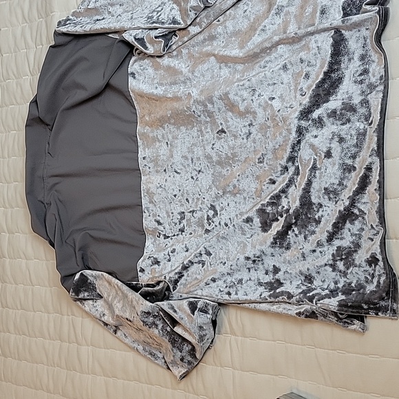 Soma Silver Crushed Velvet Kimono and Short Set Size M - Picture 5 of 9
